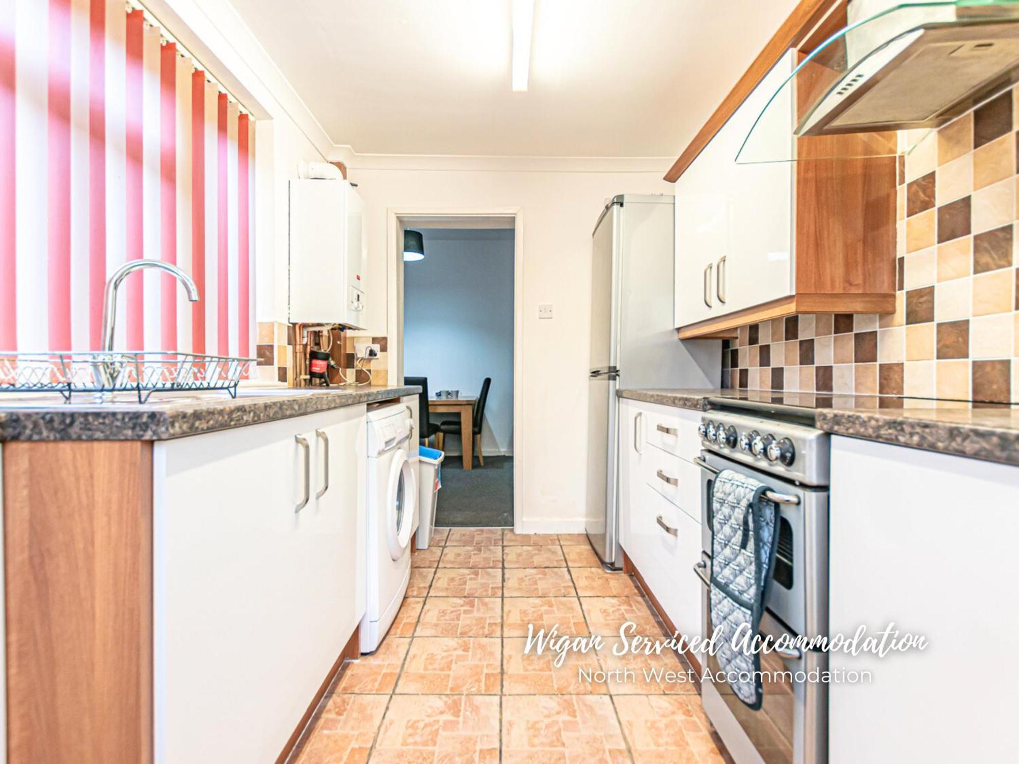 Wigan Serviced Accommodation Exterior photo